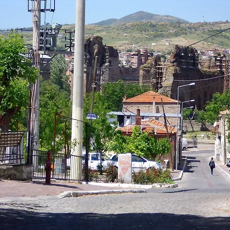 Akropolis Hotel