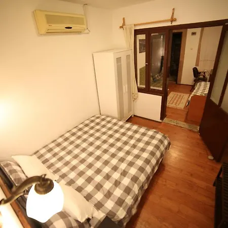 Hotel Akropolis 3*