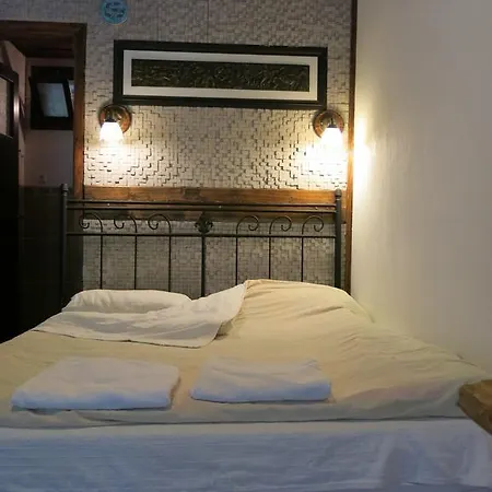 Hotel Akropolis 3*