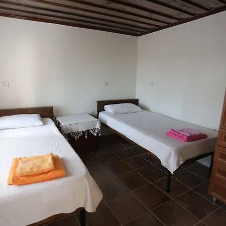 Akropolis Hotel 3*