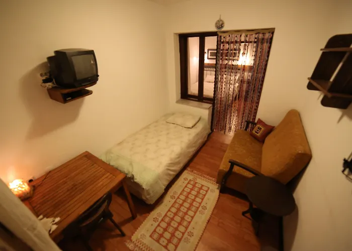 Akropolis 酒店 贝尔加马