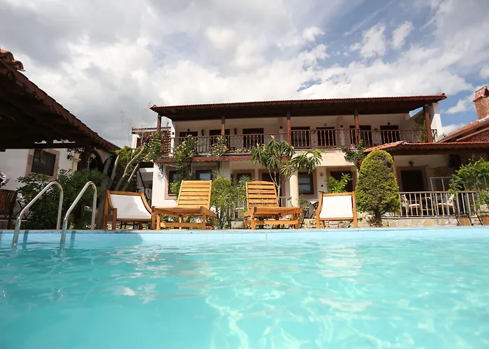 מלון Akropolis ברגאמה